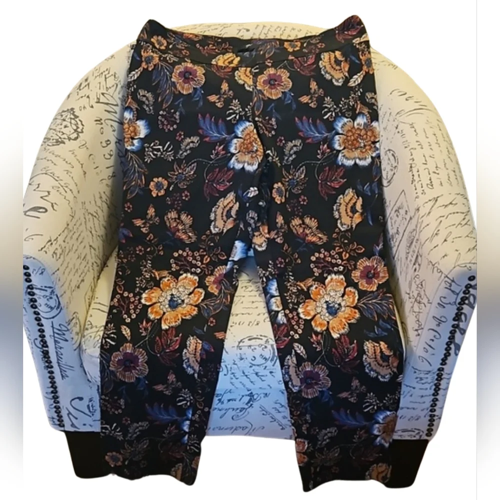Up! Brand 1X Shaping Floral Pull-On Pants Stretchy Straight Leg G-0468